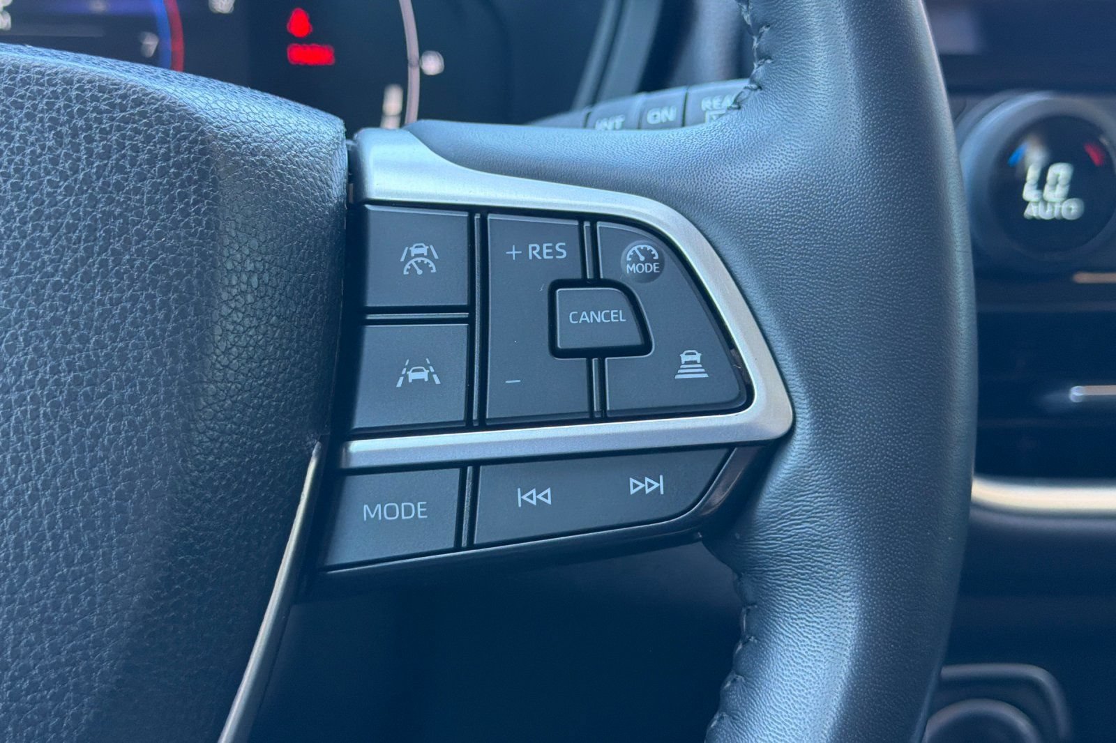 Certified 2024 Toyota Grand Highlander AWD image 31