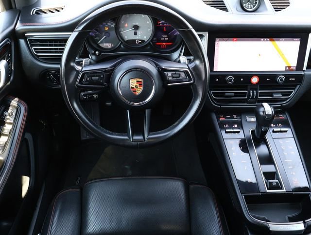 Used 2023 Porsche Macan S AWD/4WD image 10