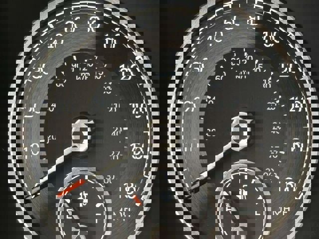 Used 2025 Genesis G70 2.5T w/ Sport Prestige Package image 35