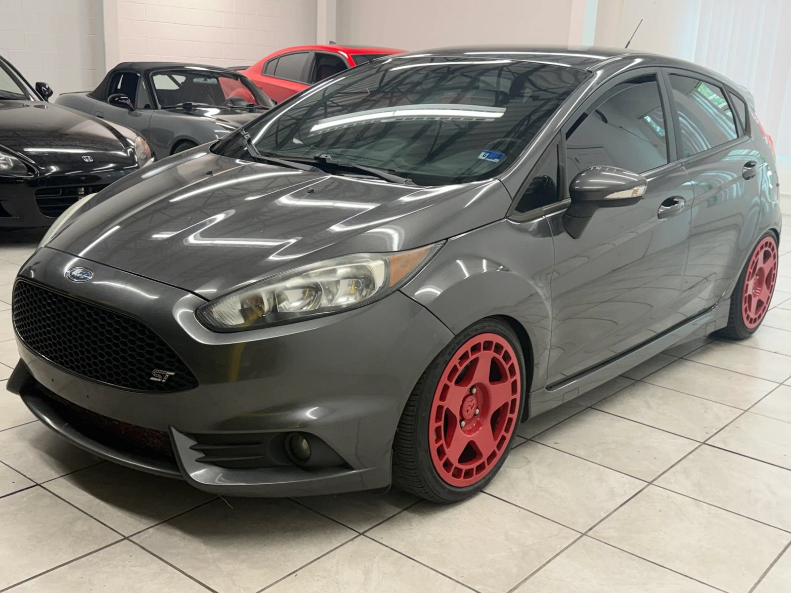 Used 2016 Ford Fiesta ST w/ ST Recaro Package FWD image 3