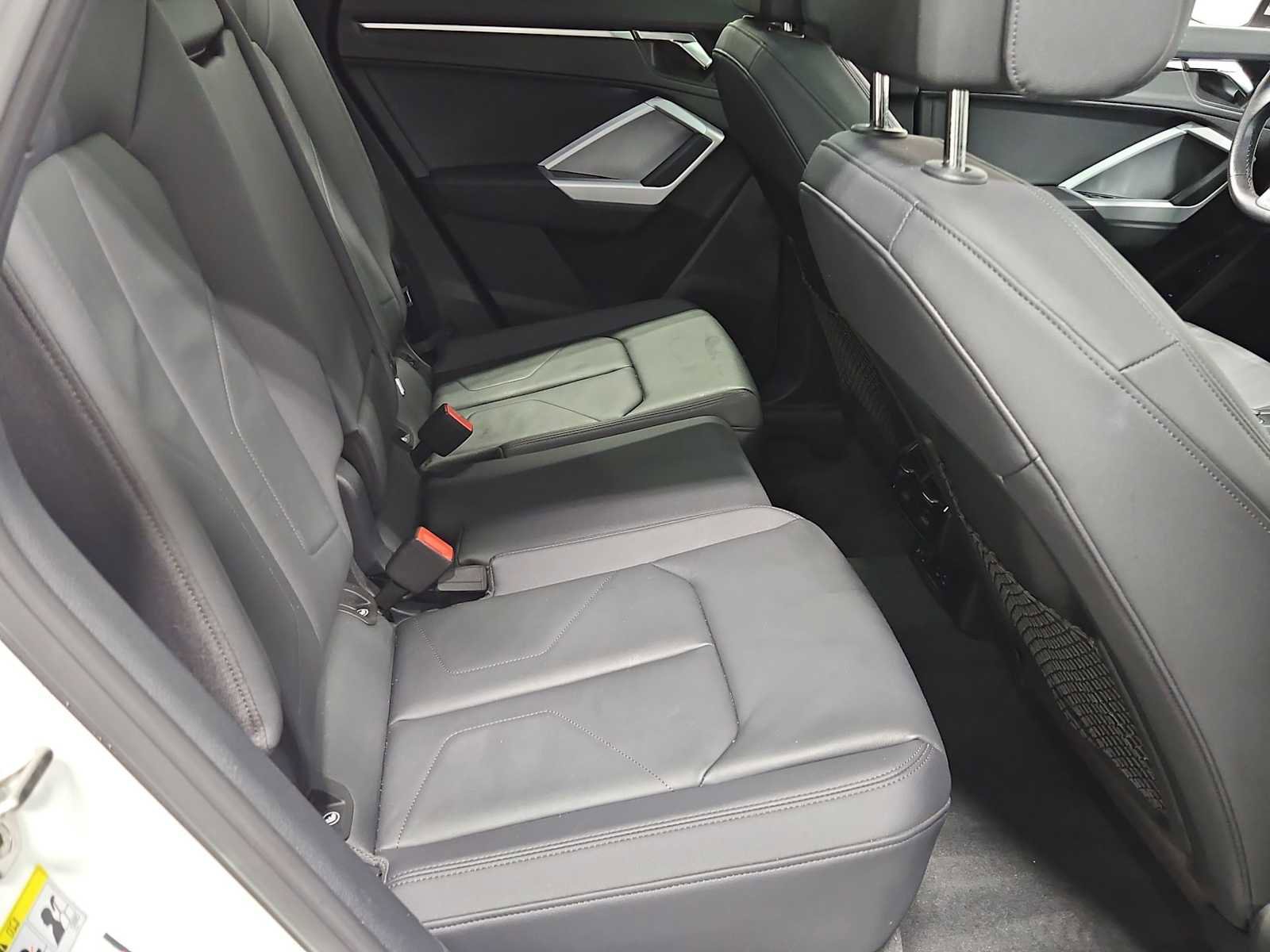 Used 2022 Audi Q3 2.0T Premium image 34