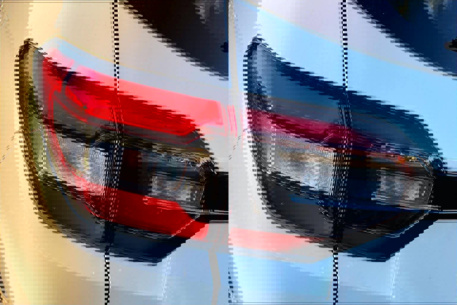 New 2025 Honda Pilot Touring image 12