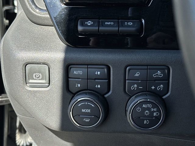 Used 2023 Chevrolet Silverado 1500 ZR2 w/ Technology Package image 20