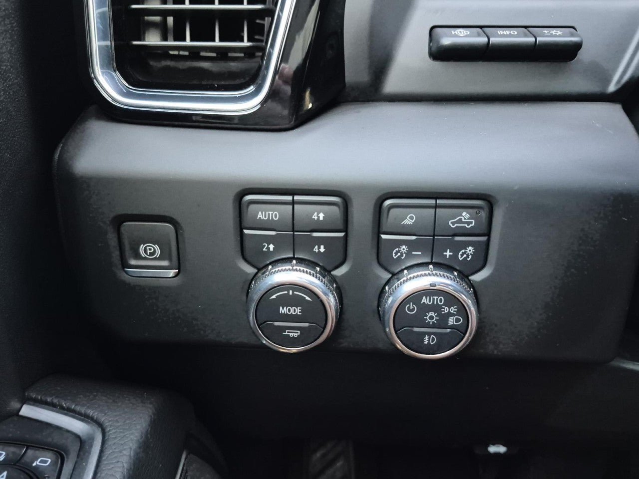 Certified 2023 GMC Sierra 1500 Denali w/ Technology Package AWD/4WD image 20