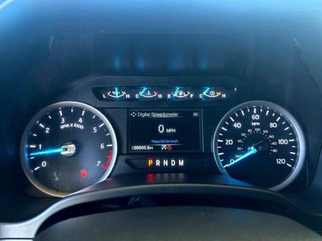 Used 2019 Ford Expedition XLT w/ Equipment Group 201A AWD/4WD image 17