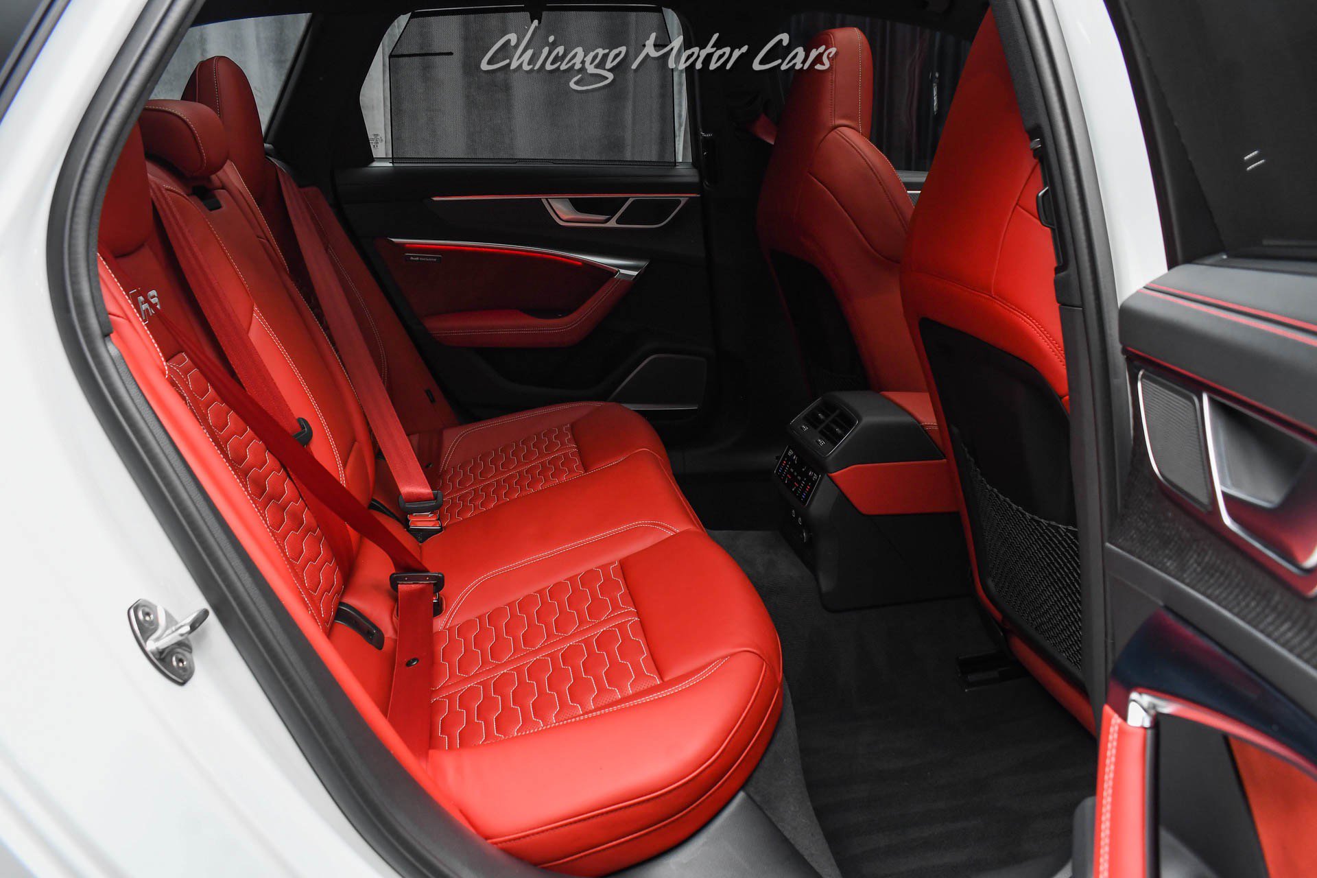 Used 2024 Audi RS 6 performance image 31