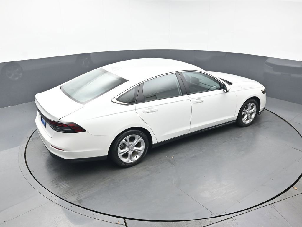 Used 2023 Honda Accord LX image 36
