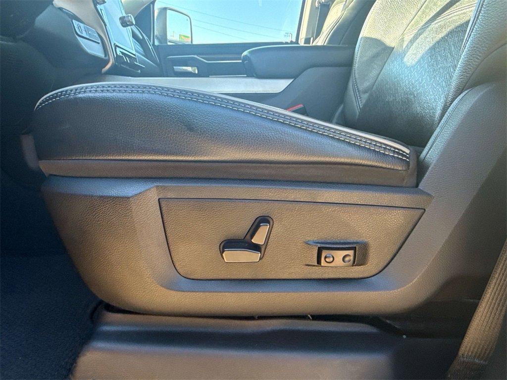 Used 2024 RAM 3500 Laramie image 12