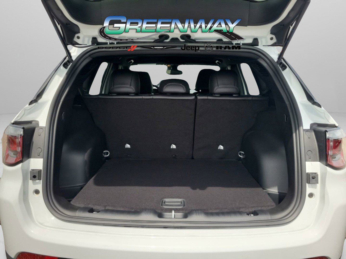 New 2026 Jeep Compass Latitude image 6