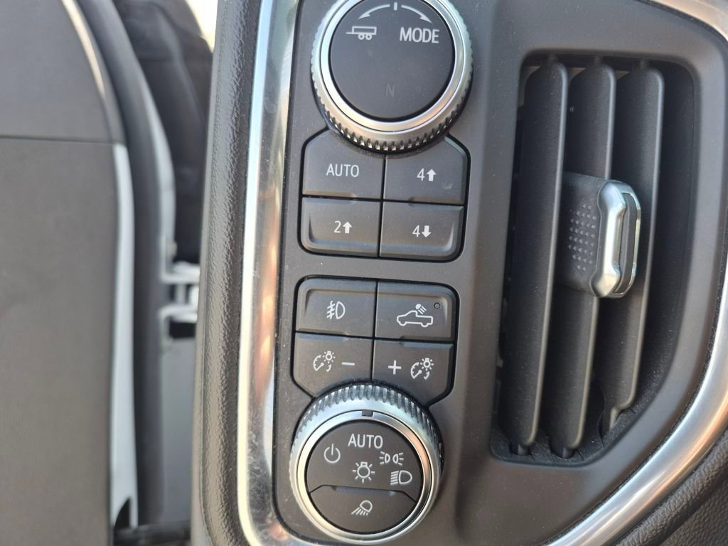 Used 2020 GMC Sierra 1500 AT4 w/ AT4 Premium Package image 17