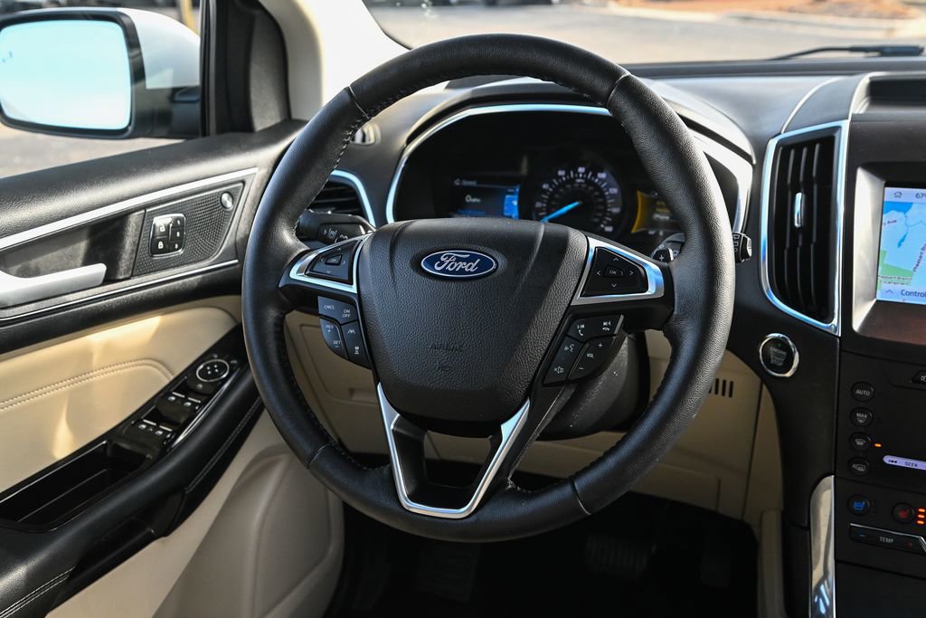 Certified 2020 Ford Edge Titanium w/ Equipment Group 301A image 32