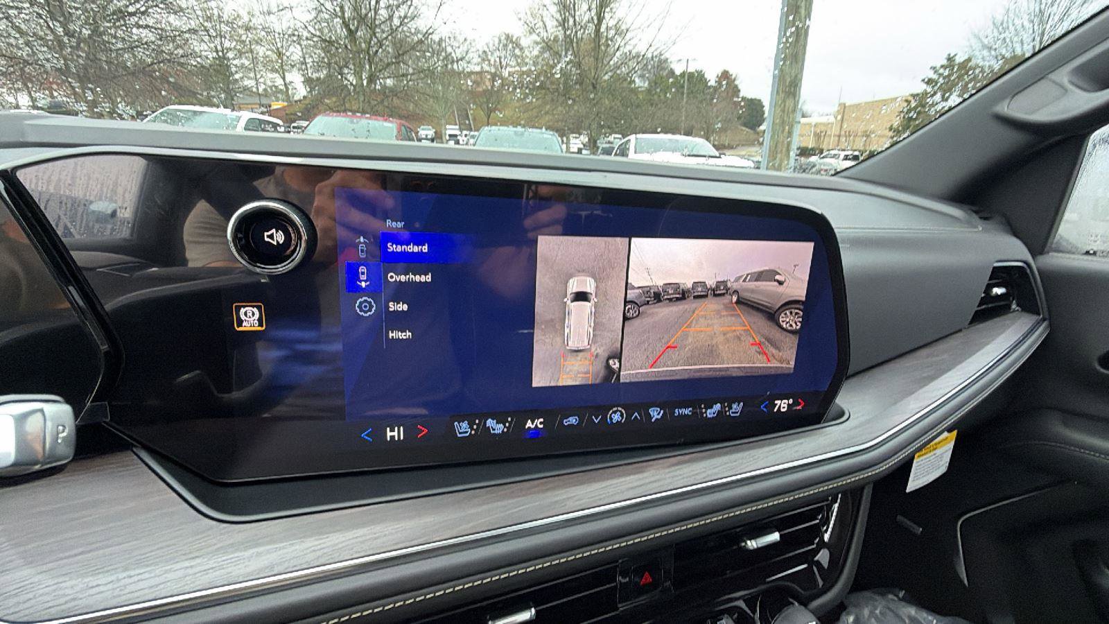 New 2026 Chevrolet Tahoe Premier w/ Sun And Tow Package AWD/4WD image 26