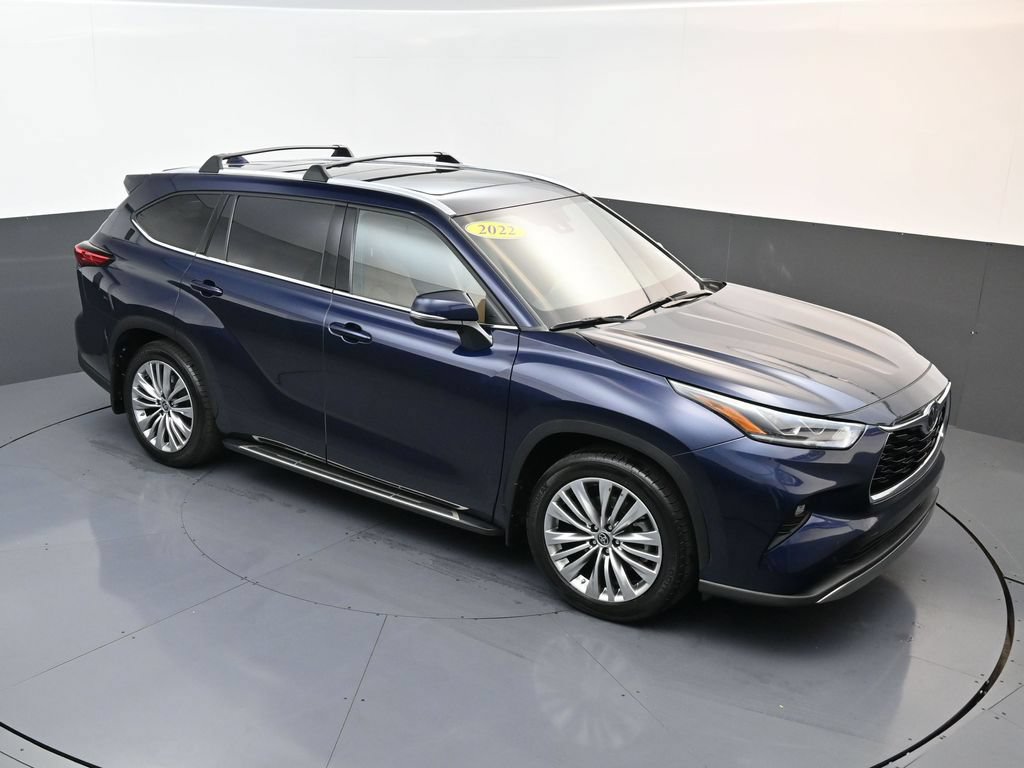 Used 2022 Toyota Highlander Platinum AWD/4WD image 14
