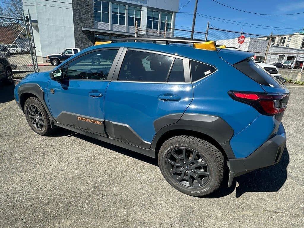 Certified 2025 Subaru Crosstrek 2.5i Wilderness w/ Crosstrek Mirror Package AWD/4WD image 6