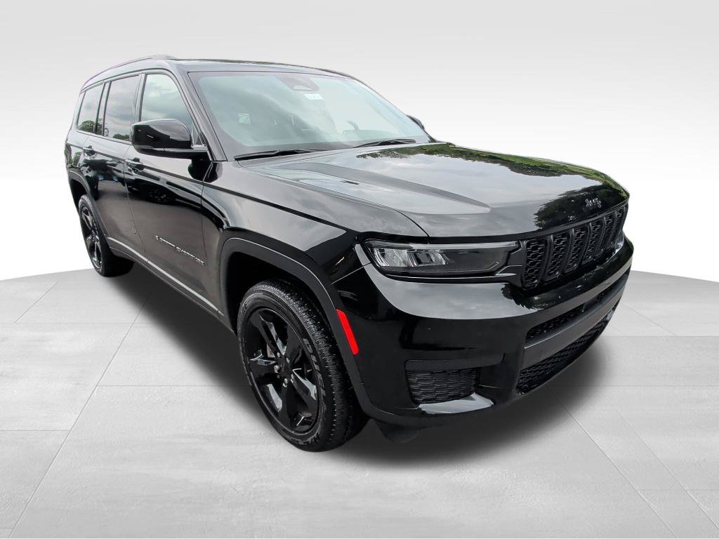 Certified 2023 Jeep Grand Cherokee L Altitude AWD/4WD image 7