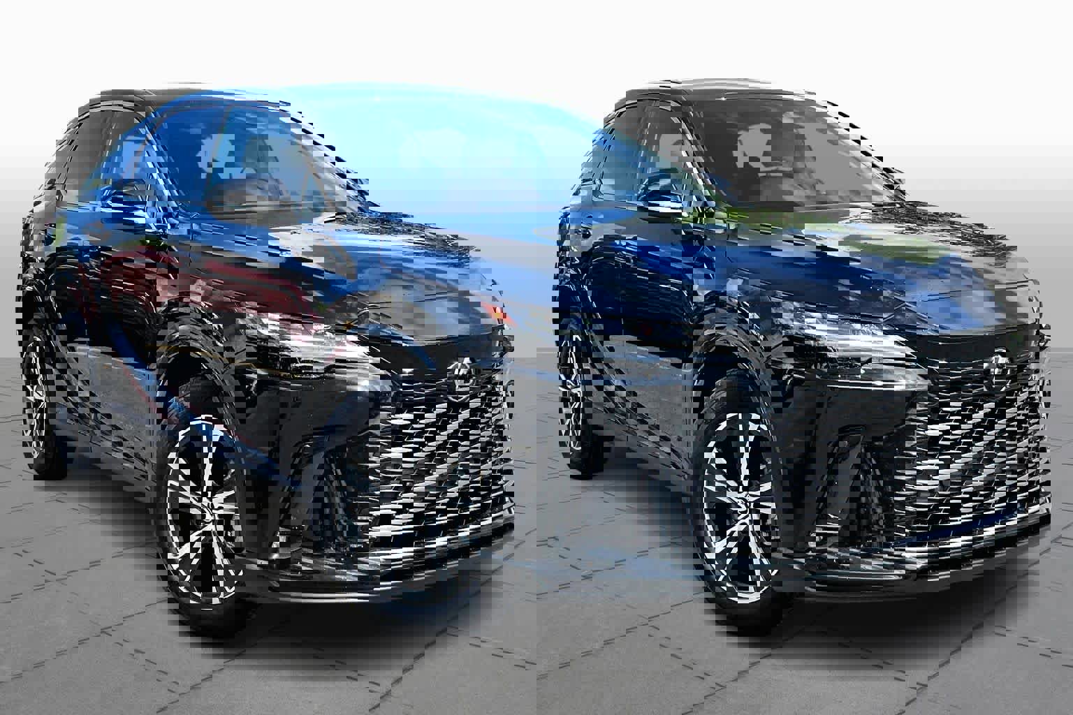 Used 2025 Lexus RX 350 FWD w/ Technology Package image 3