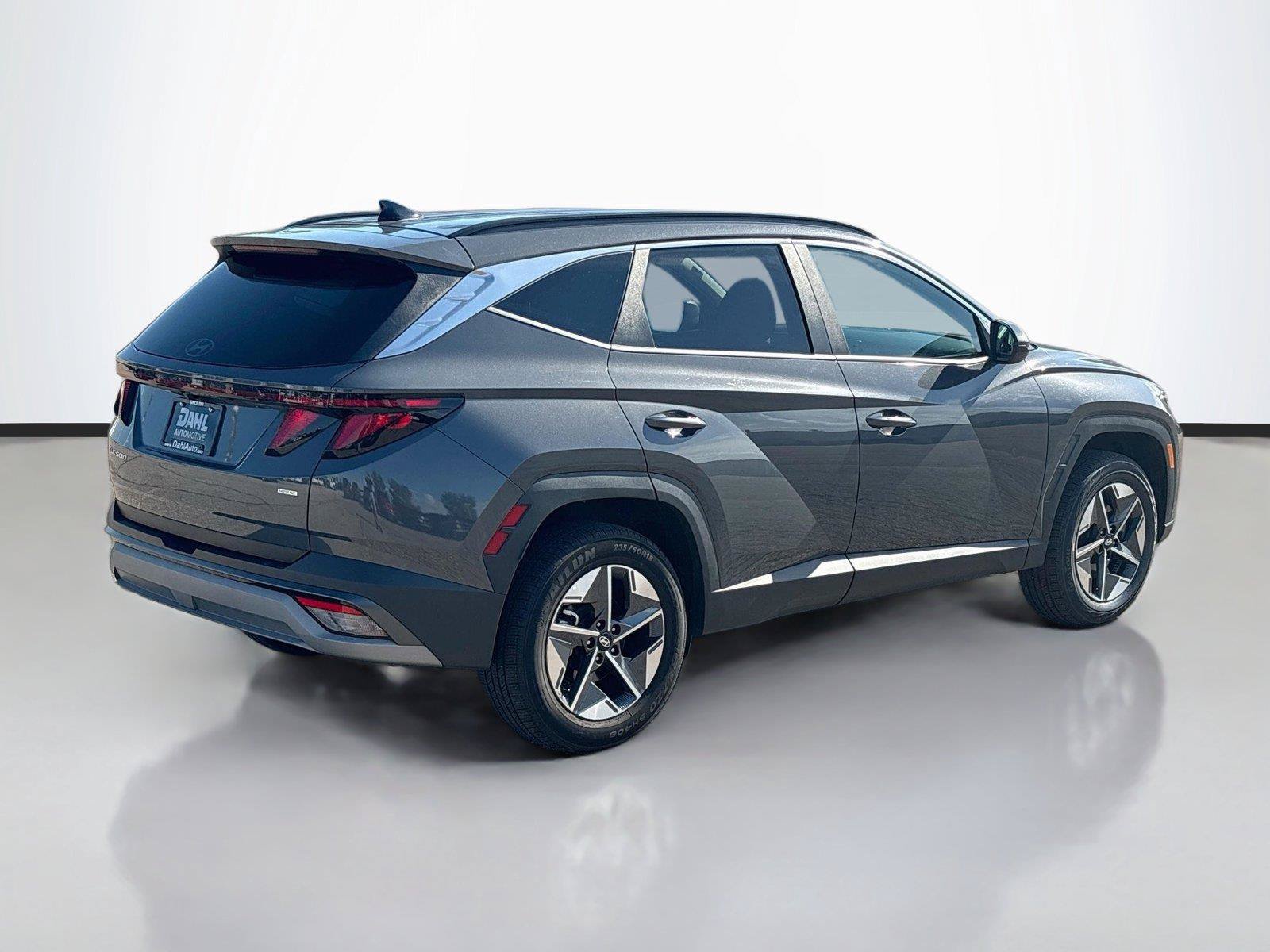 Certified 2025 Hyundai Tucson SEL AWD/4WD image 13