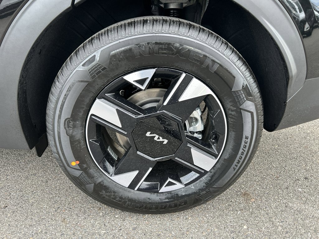 New 2026 Kia Sportage LX AWD/4WD image 8