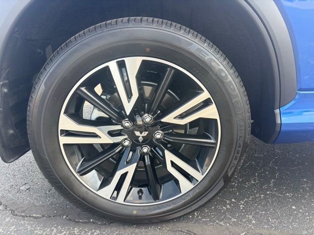 Used 2025 Mitsubishi Eclipse Cross SEL image 7