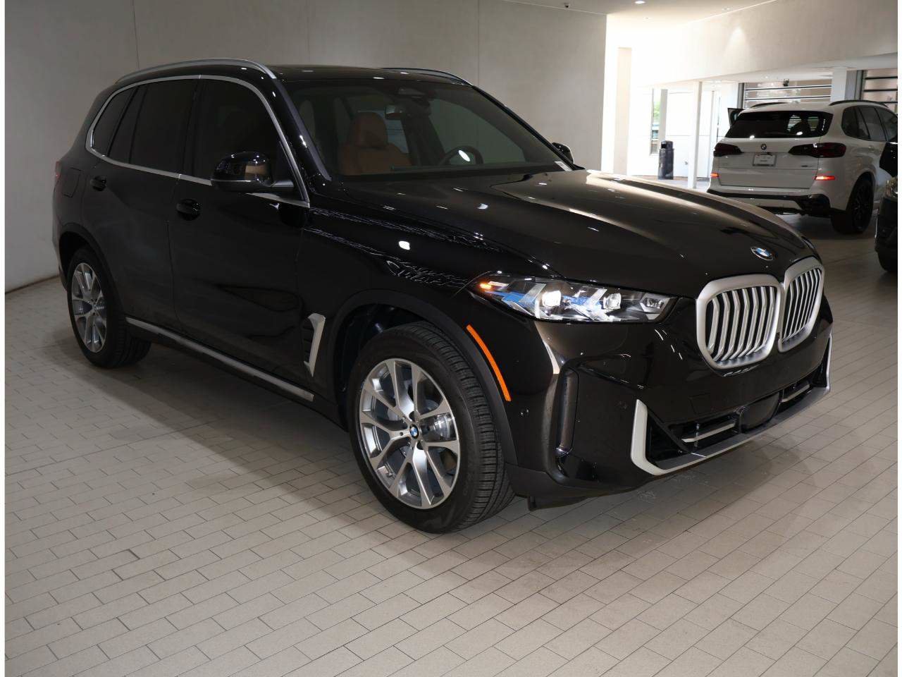Used 2026 BMW X5 sDrive40i w/ Parking Assistance Package RWD image 8