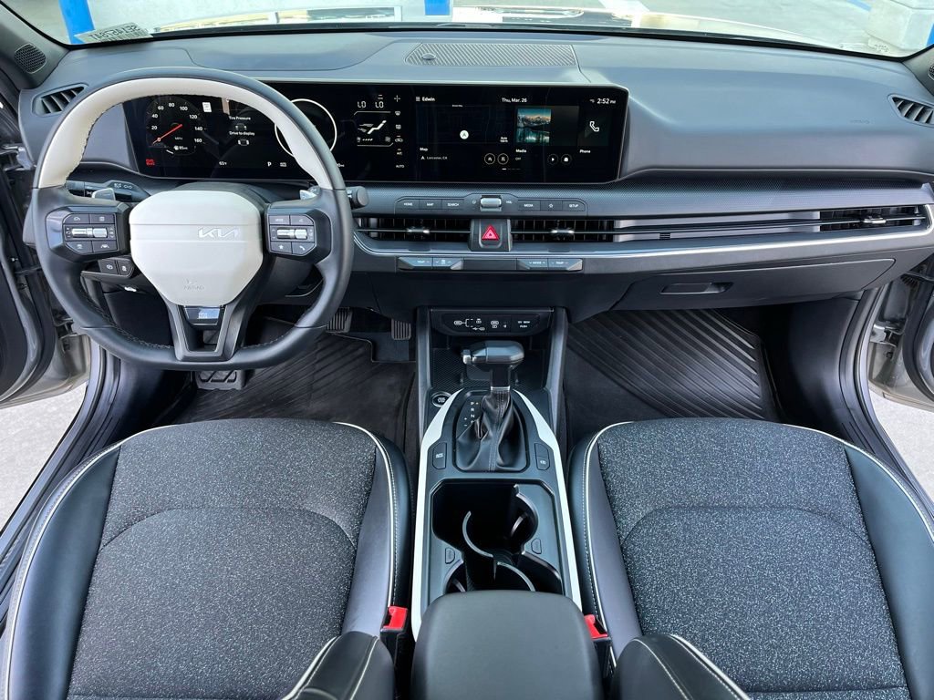 Used 2025 Kia K4 GT-Line FWD image 9