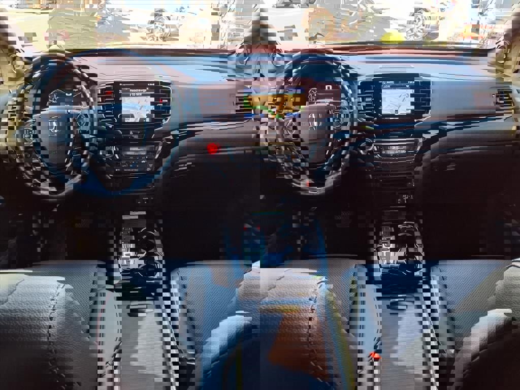 Used 2022 Honda Ridgeline Black Edition image 2