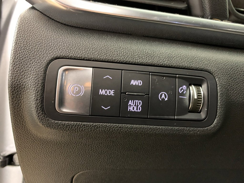 Used 2025 GMC Terrain Elevation w/ Elevation Premium Package image 16