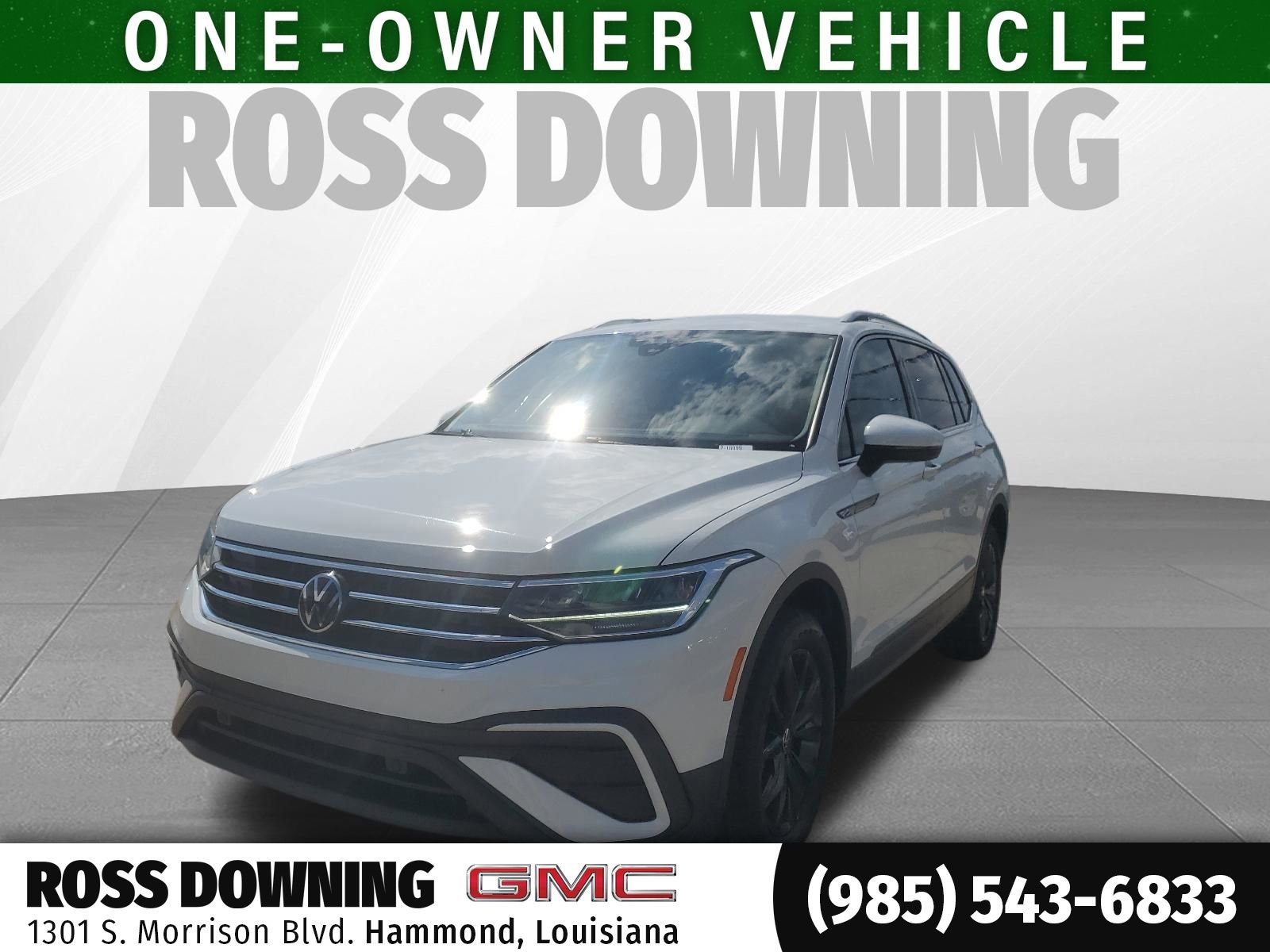Used 2024 Volkswagen Tiguan SE FWD image 1