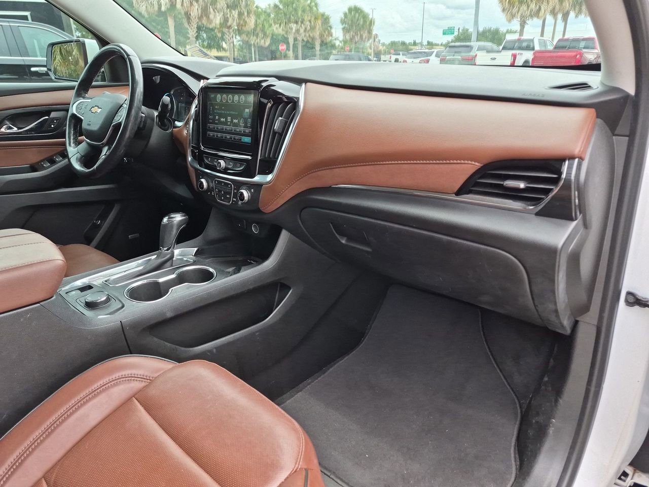 Used 2019 Chevrolet Traverse High Country AWD/4WD image 25