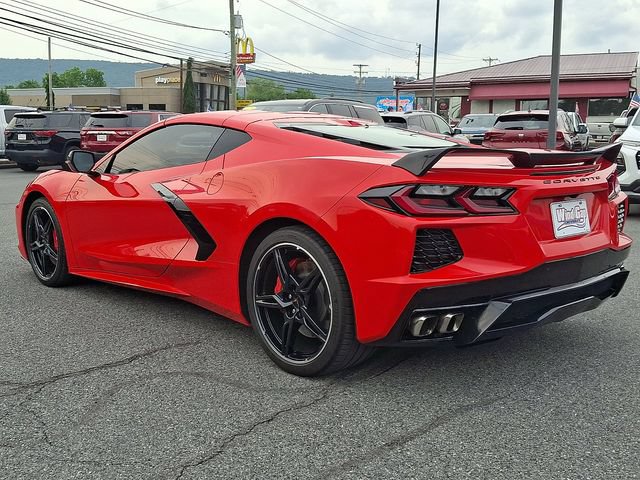 Used 2021 Chevrolet Corvette Stingray Premium Cpe w/ Z51 Performance Package RWD image 4
