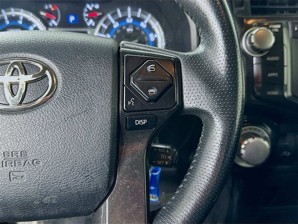 Used 2018 Toyota 4Runner TRD Off-Road image 23