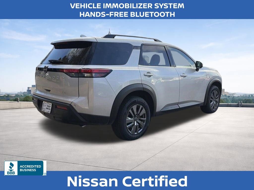 Certified 2025 Nissan Pathfinder SV image 5