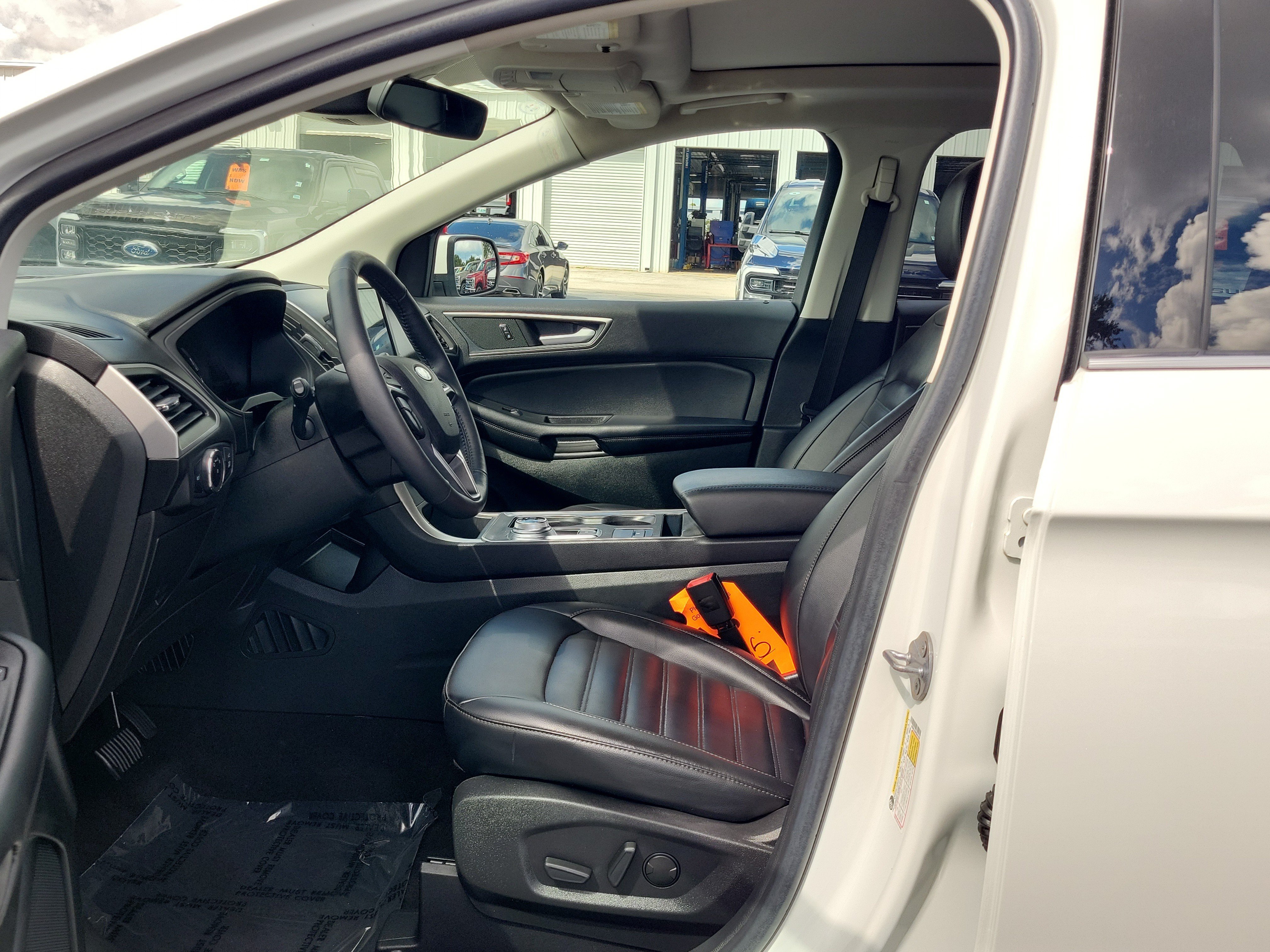 Certified 2023 Ford Edge SEL w/ Convenience Package AWD/4WD image 19