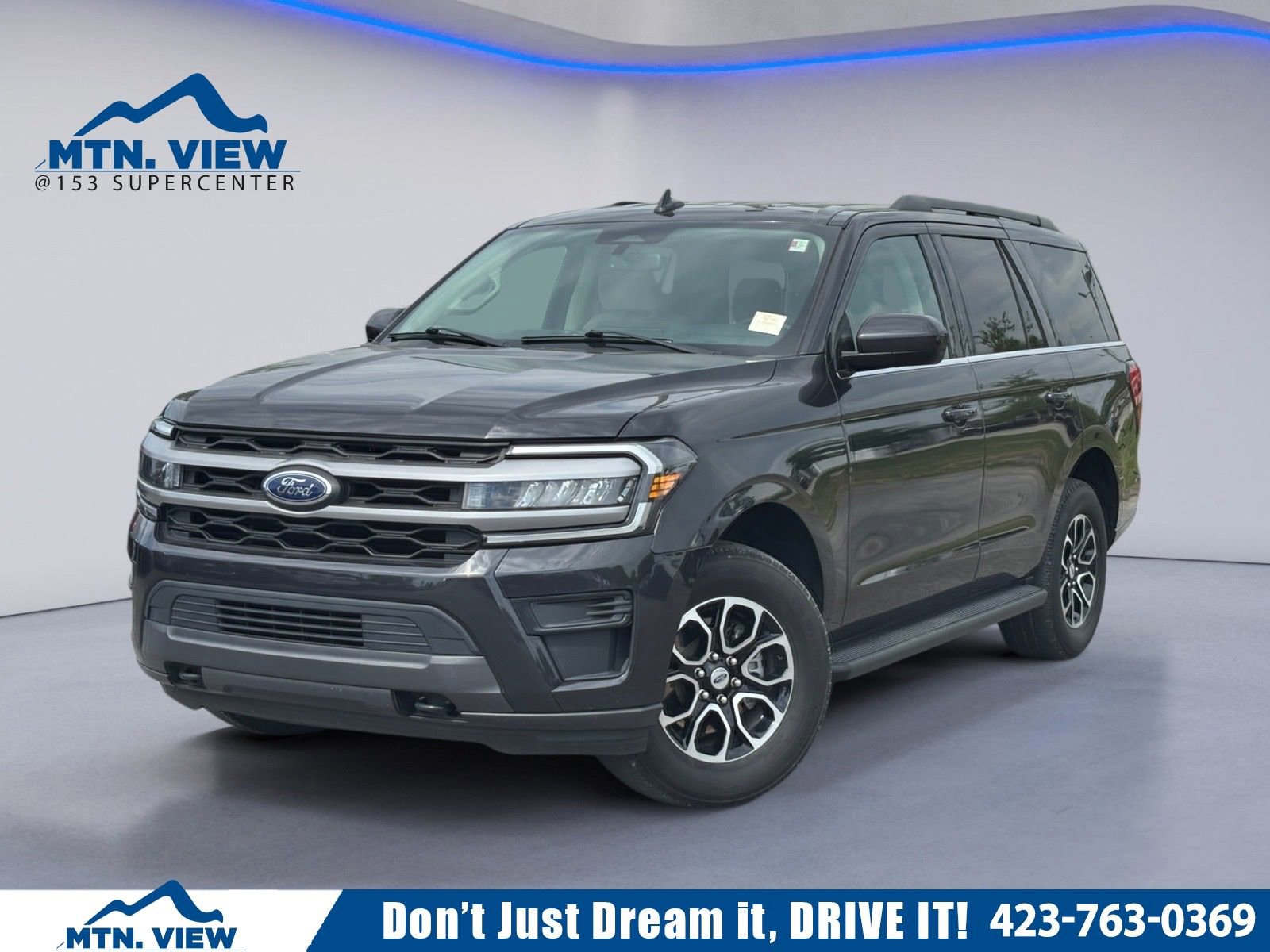 Used 2022 Ford Expedition XLT AWD/4WD image 1