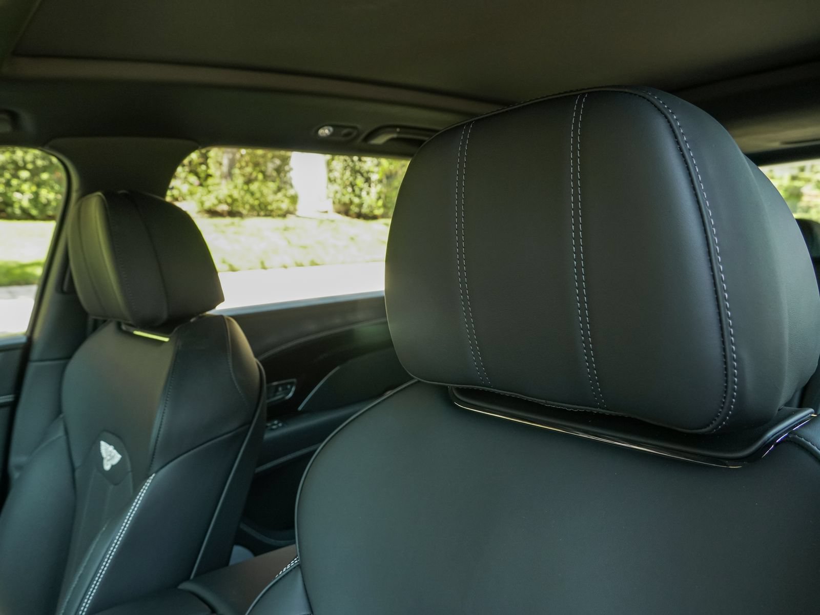 New 2025 Bentley Bentayga Extended Wheelbase AWD/4WD image 22