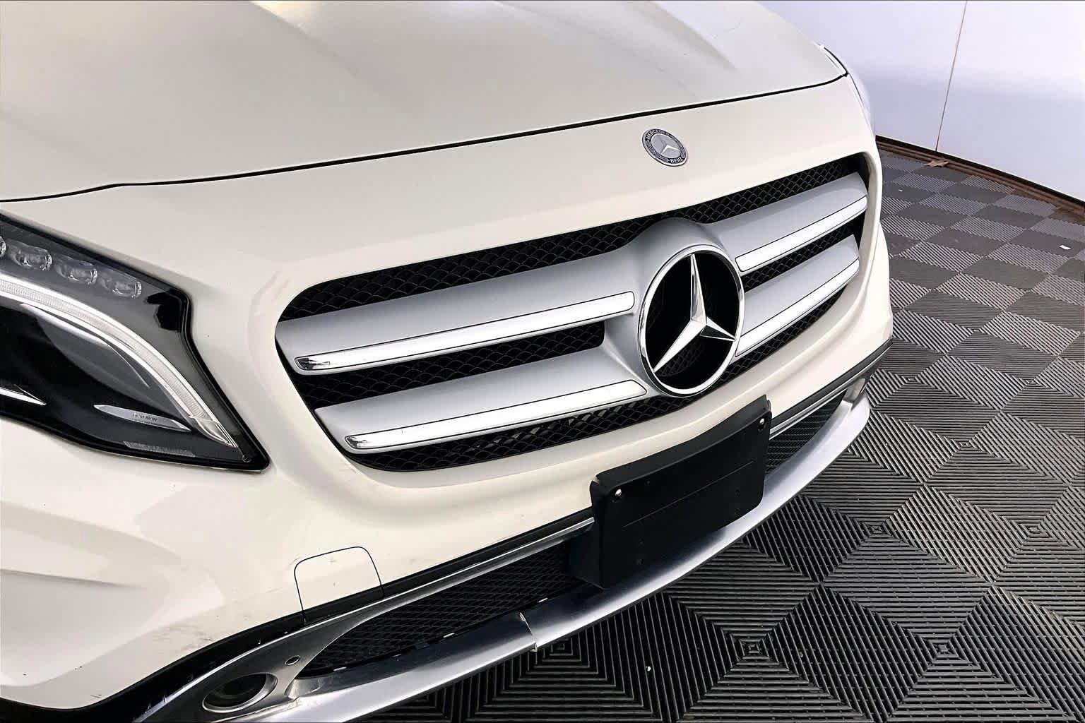 Used 2015 Mercedes-Benz GLA 250 4MATIC image 31