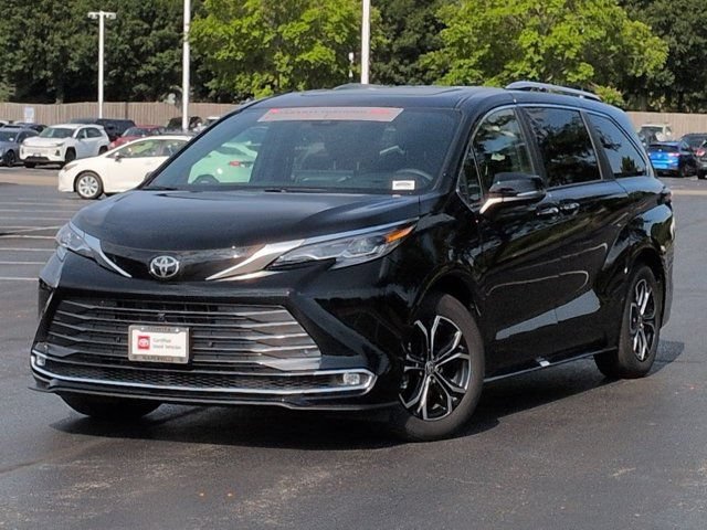 Certified 2026 Toyota Sienna Platinum AWD/4WD image 2