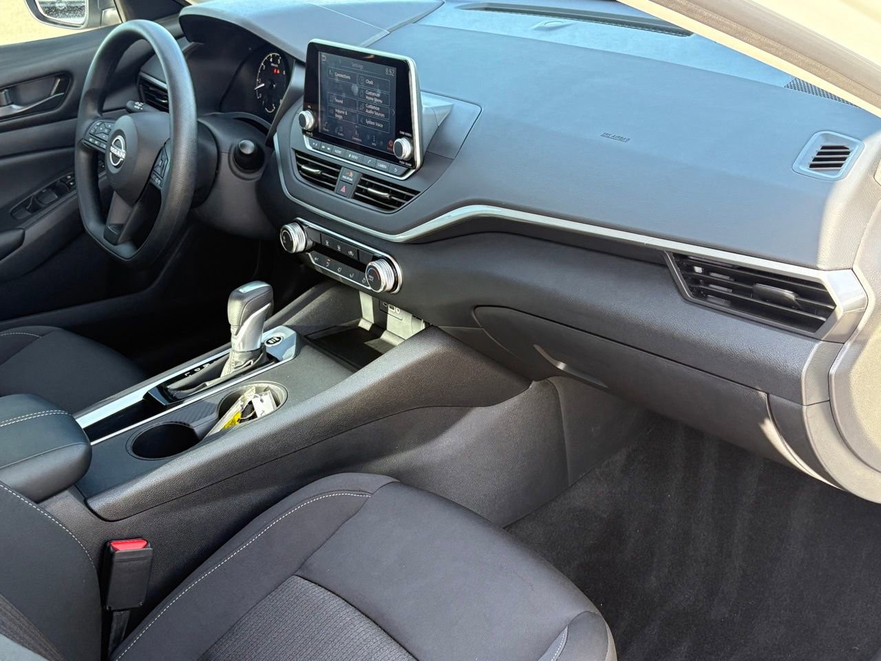 Used 2025 Nissan Altima 2.5 S image 38