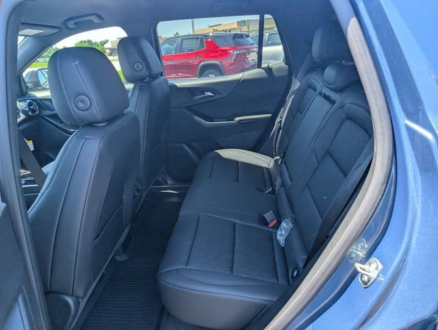 New 2026 Chevrolet Equinox LT w/ Convenience Package II FWD image 9