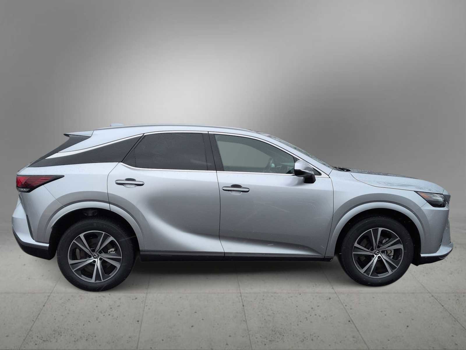 Used 2023 Lexus RX 350 Premium w/ Cold Area Package image 9