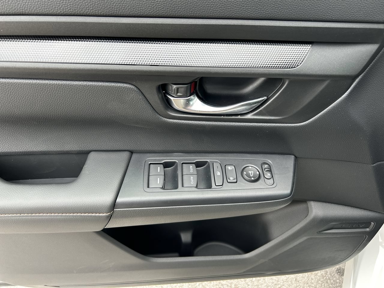 Used 2024 Honda CR-V Sport image 17