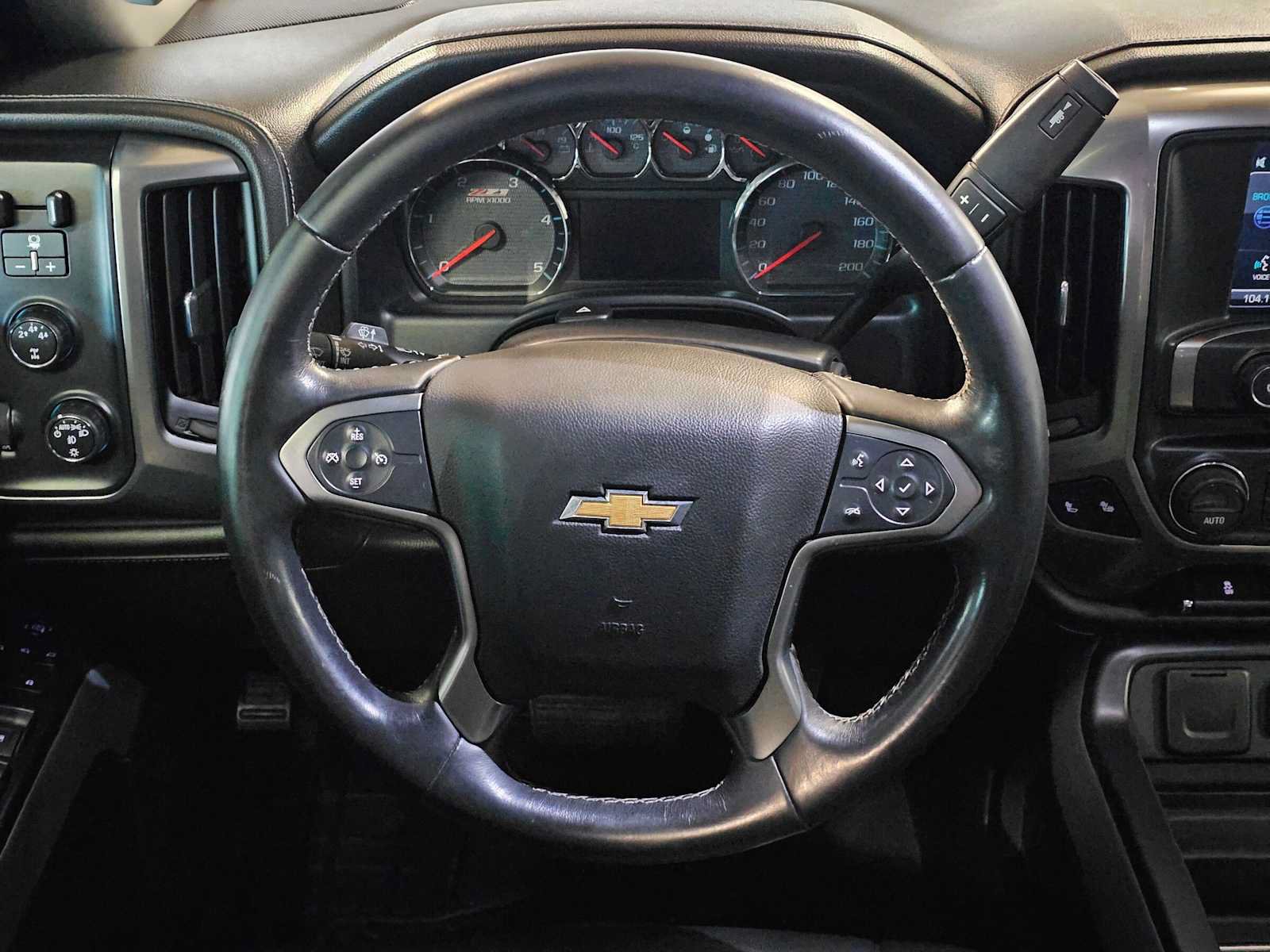 Used 2015 Chevrolet Silverado 3500 LTZ AWD/4WD image 20