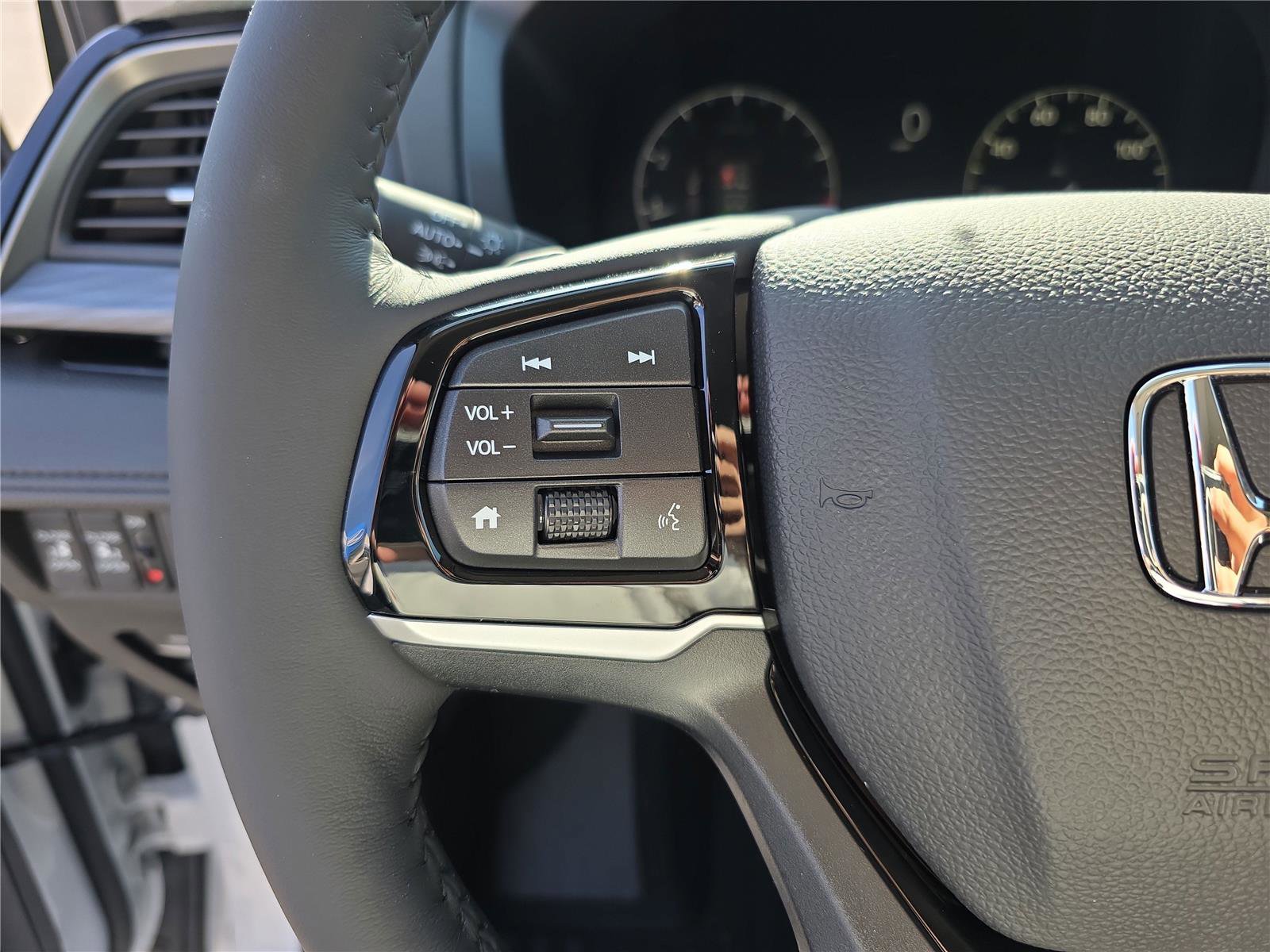 New 2026 Honda Odyssey Elite image 19