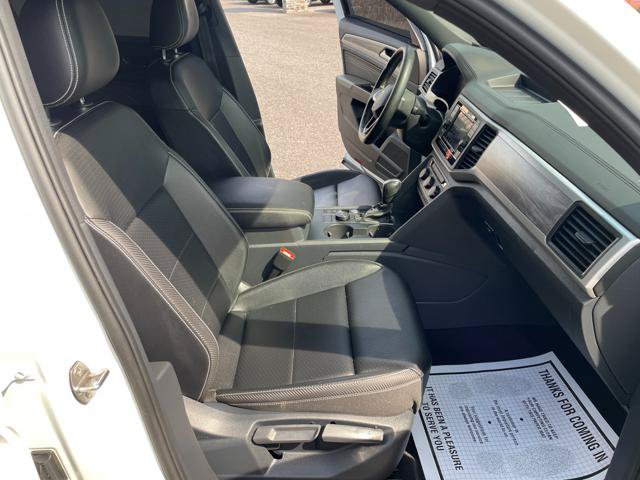 Used 2022 Volkswagen Atlas Cross Sport SE AWD/4WD image 28