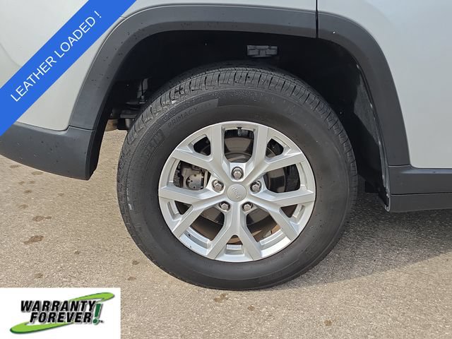 Used 2024 Jeep Grand Cherokee Limited RWD image 5