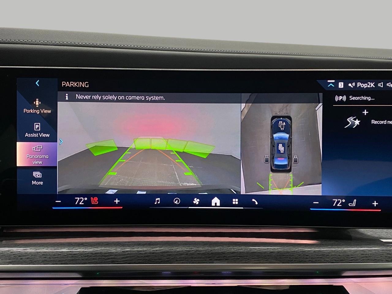 Certified 2023 BMW 760i xDrive w/ Executive Package image 24