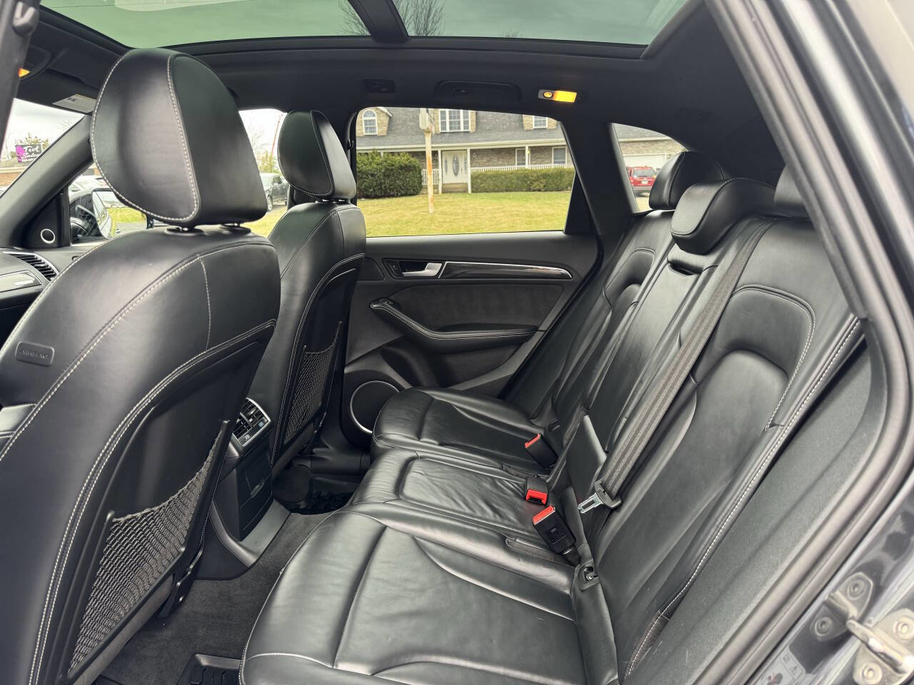 Used 2017 Audi SQ5 Premium Plus w/ Technology Package image 13