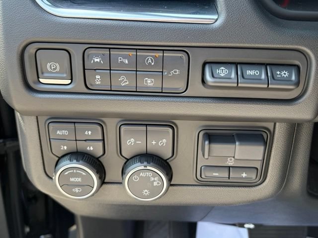 Used 2022 Chevrolet Tahoe High Country AWD/4WD image 24