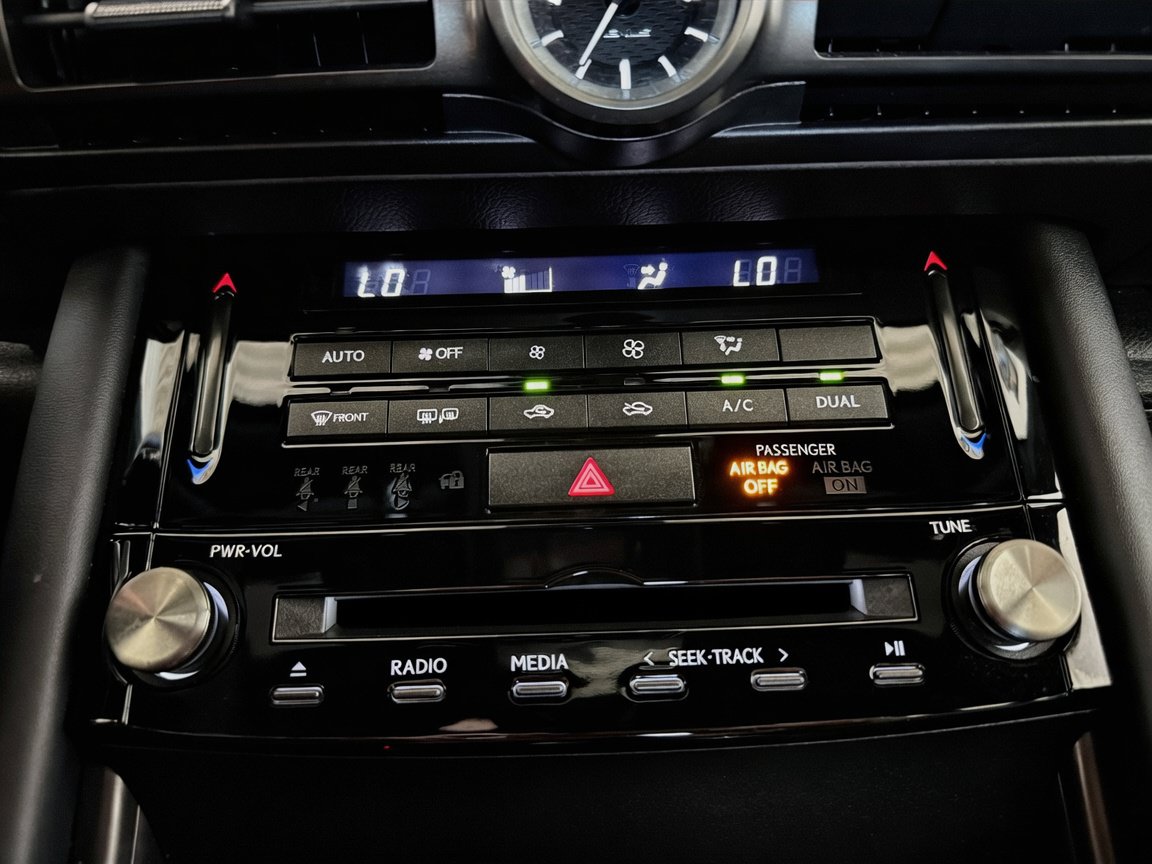 Used 2024 Lexus IS 350 F Sport RWD image 11