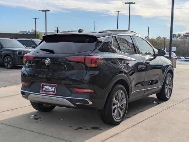 Used 2023 Buick Encore GX Essence w/ Experience Buick Package image 5